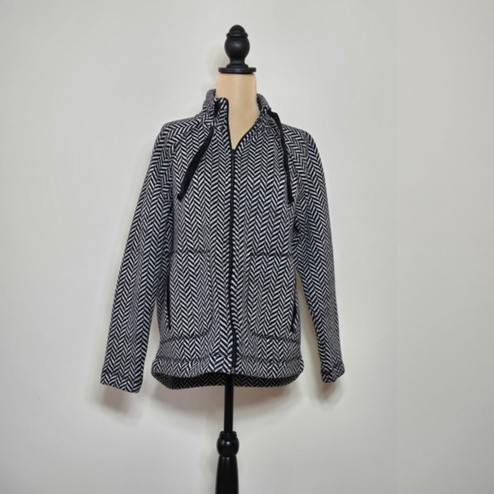 T by Talbots Black White Herringbone Full Zip Fleece Lined Sweater Jacket Size L